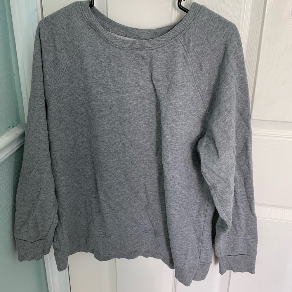Grey Sweatshirt